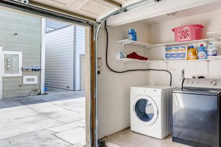 Awesome 3Br 2Bth 1 Block To Beach C2 Newport Beach Exterior foto